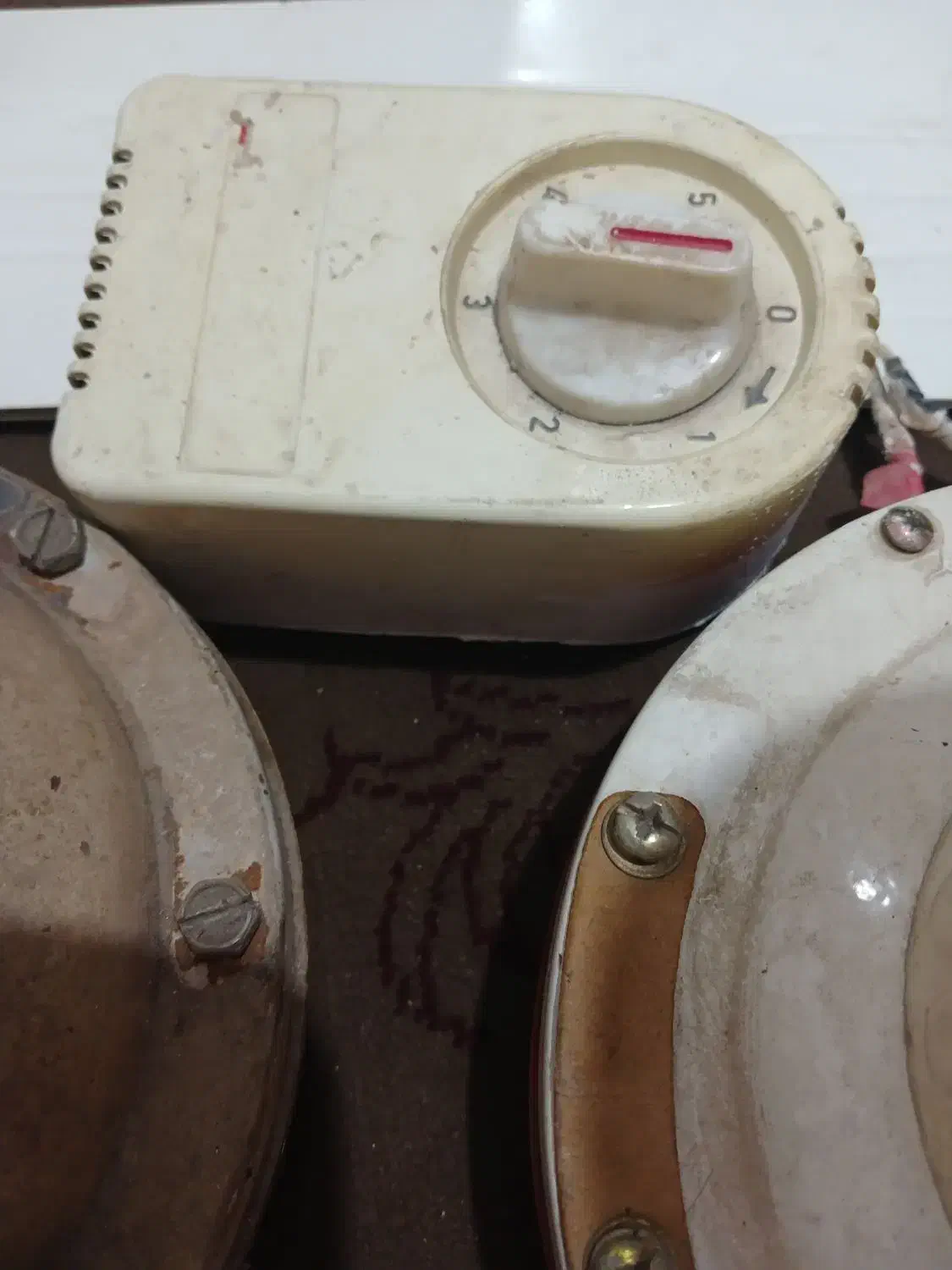 پنکه سقفی|پنکه و تصفیهکنندهٔ هوا|خرمشهر, |دیوار