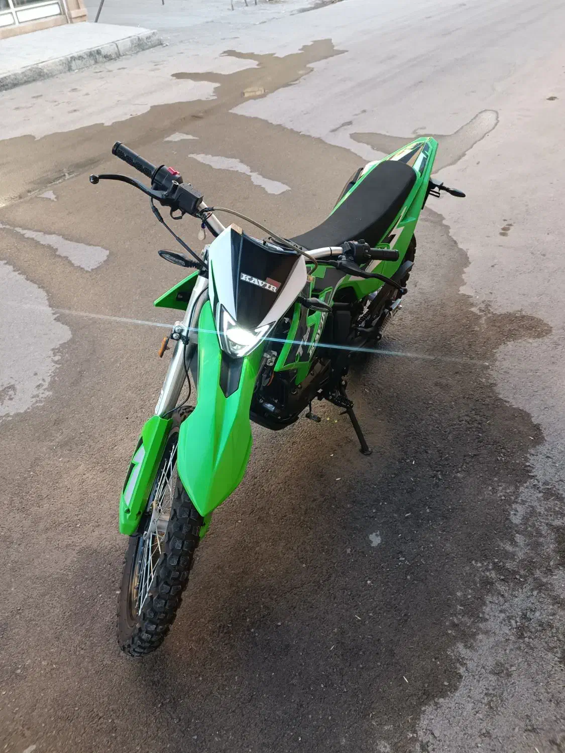 فروش ومعاوضه موتورتریلT4مدارک تکمیل آماده انتقال|موتورسیکلت|اسلام‌‌آباد غرب, |دیوار