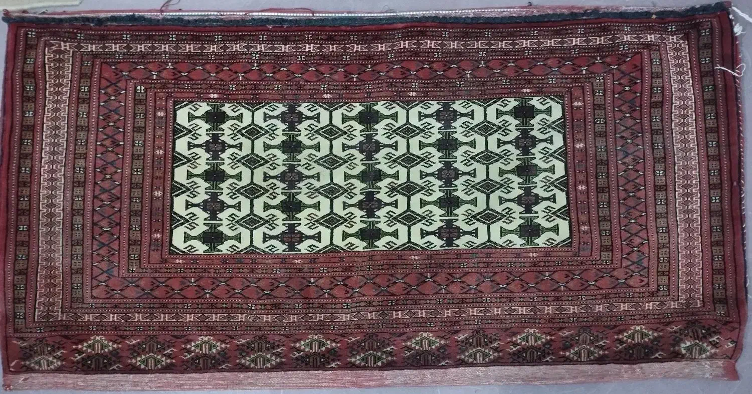 پشتی دست بافت|پشتی|قم, پردیسان|دیوار