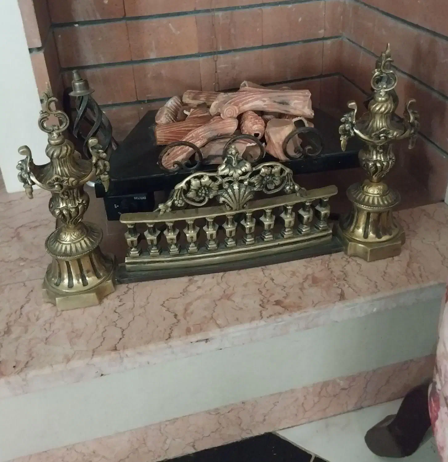 شومینه گازی برنجی سالم ۵میلیون|بخاری، هیتر، شومینه|تهران, دهکده المپیک|دیوار