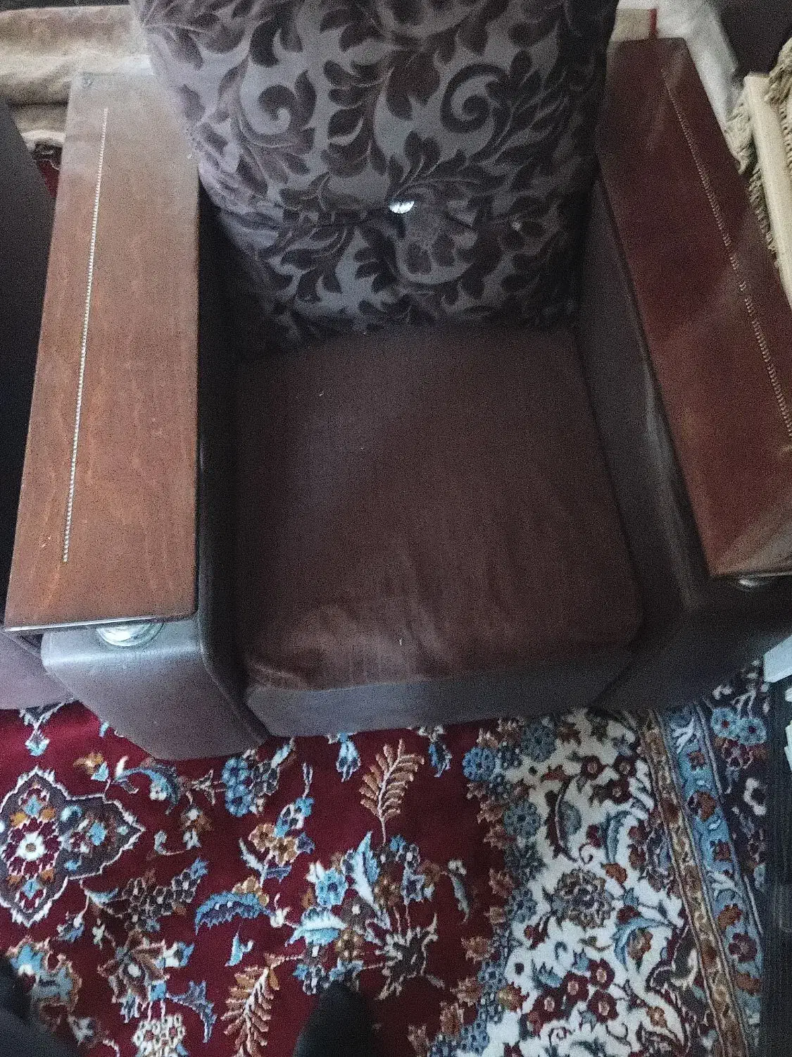 مبل‌|مبلمان خانگی و میز عسلی|باروق, |دیوار