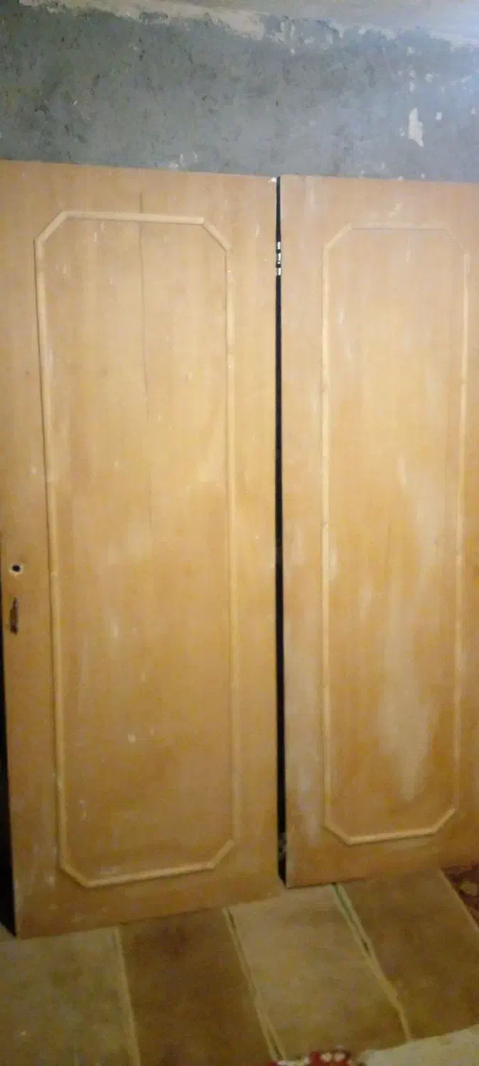 دو عدد درب کمد با یک چهارچوب.|جاکفشی، کمد، دراور|نهاوند, |دیوار