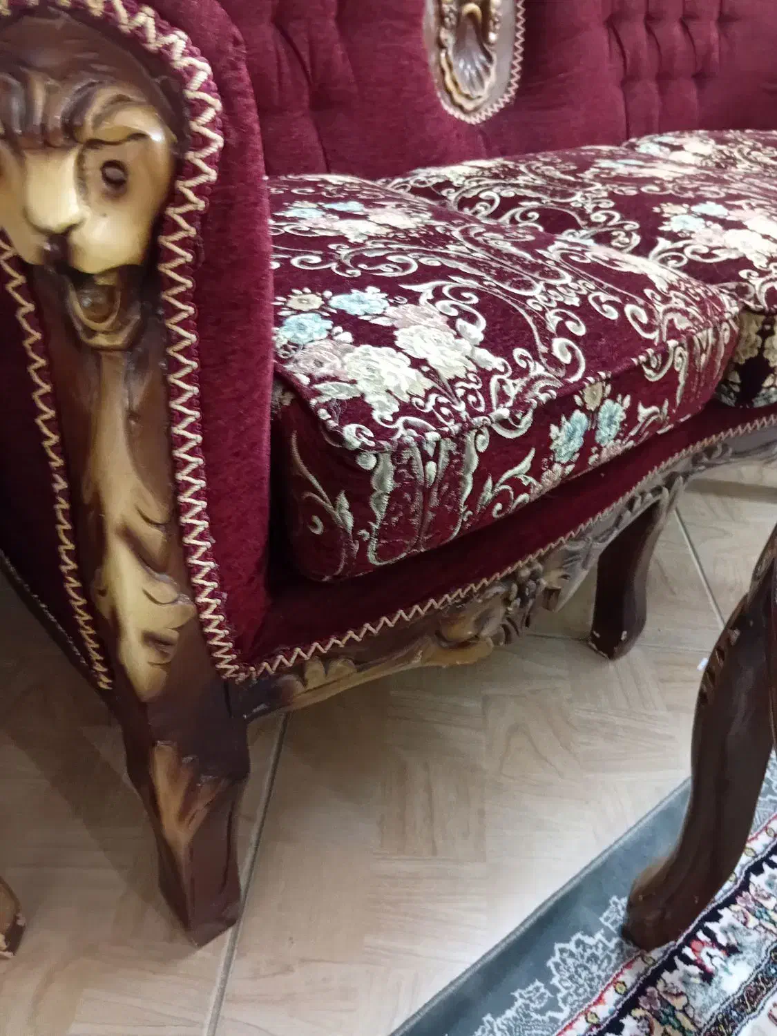 سرویس مبلمان ۹ نفره چوب درجه یک روس همراه ۳ میز|مبلمان خانگی و میز عسلی|مشهد, کوی المهدی|دیوار