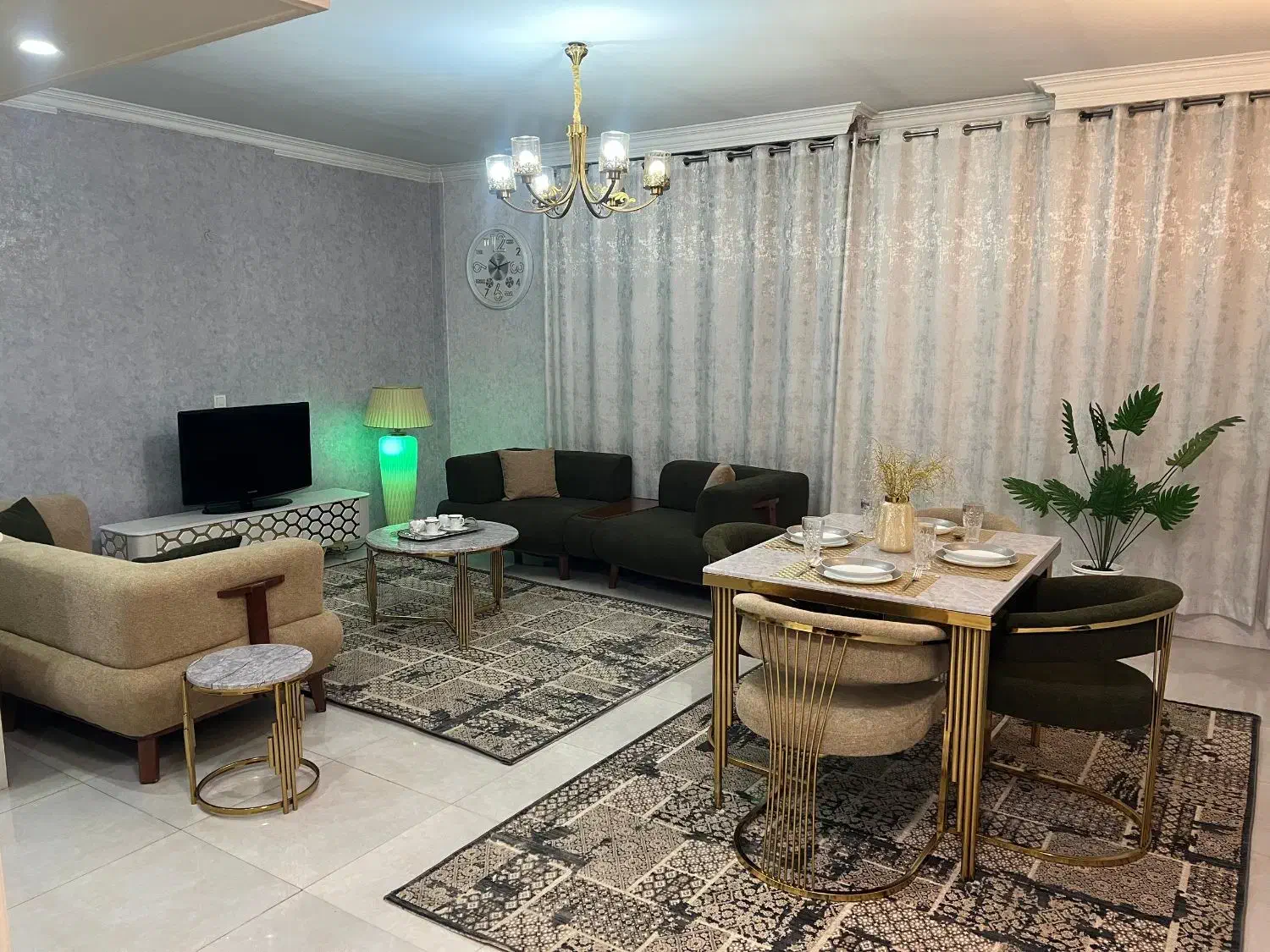 اجاره واحد مبله ماهانه فول امکانات فقط ماهانه|اجارهٔ کوتاه‌مدت آپارتمان و سوئیت|تهران, فلسطین (میدان انقلاب)|دیوار