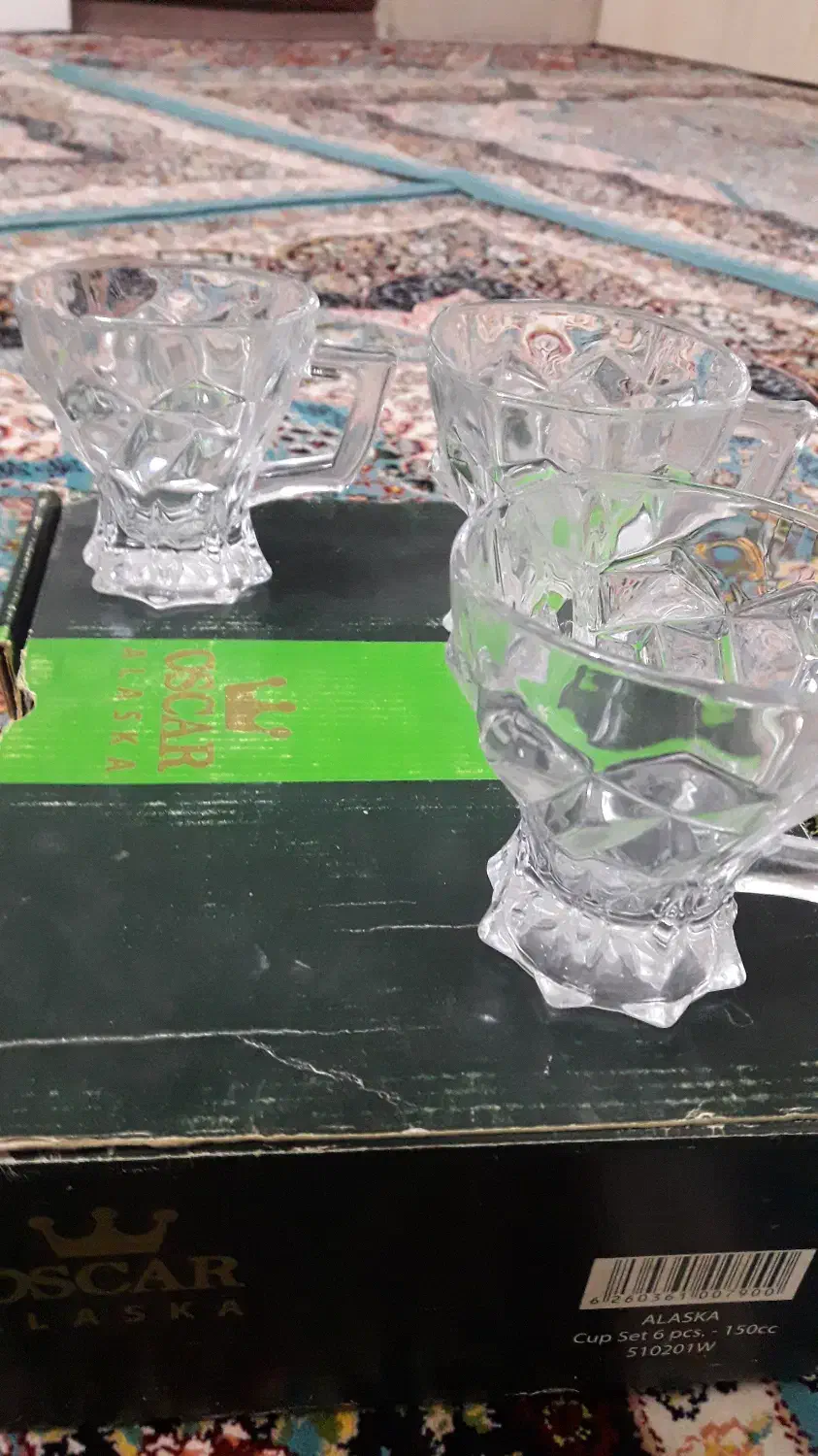 استکان|ظروف سرو و پذیرایی|قم, قلعه کامکار|دیوار