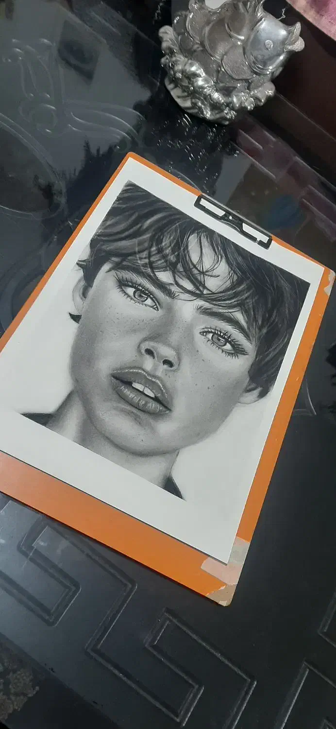 سیاه قلم ومداد رنگی|تابلو، نقاشی، عکس|پاکدشت, پاکدشت (مامازند)|دیوار