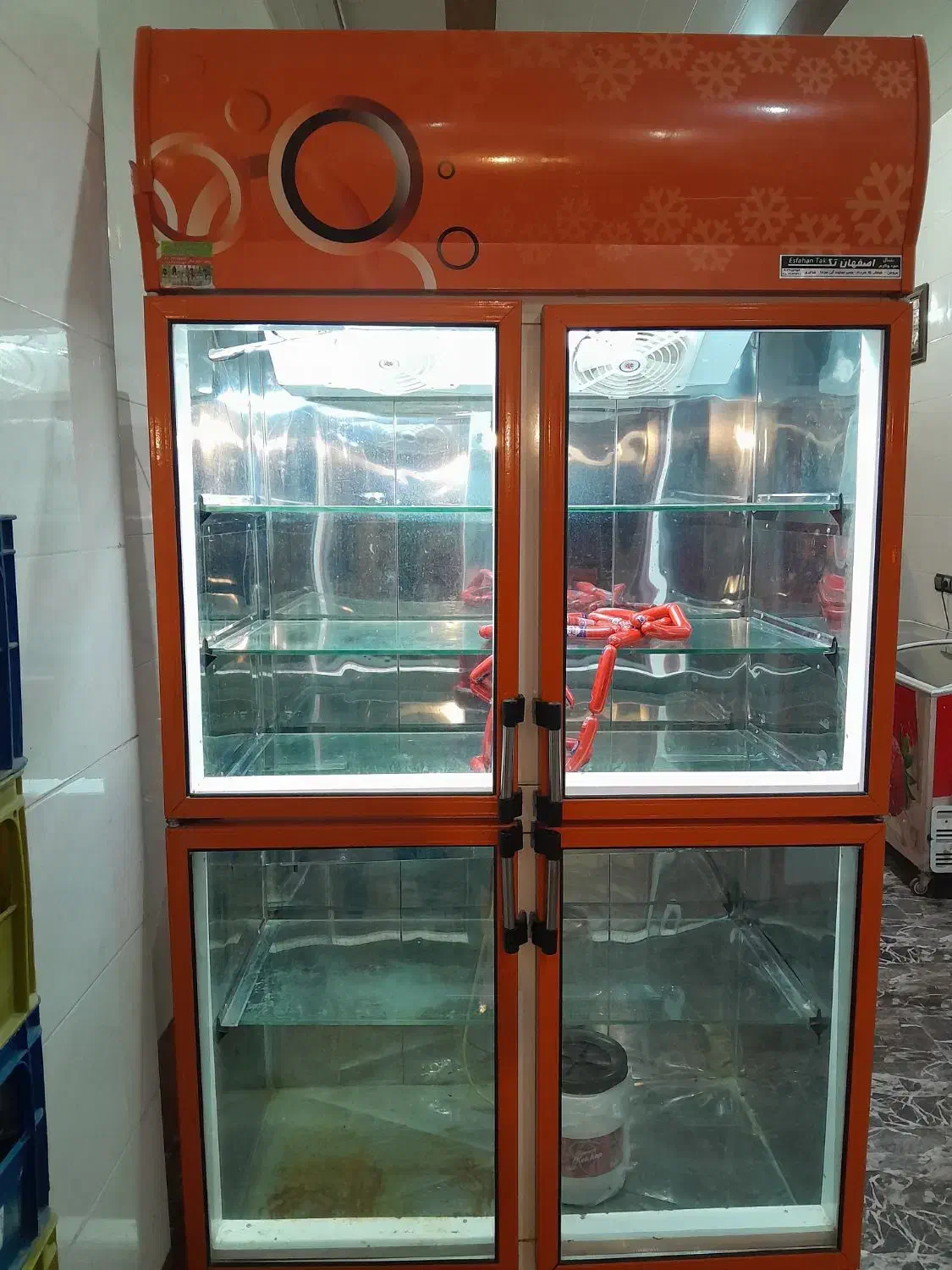 سلام یخچال دودرب کاملا سالم به فروش می رود|یخچال و فریزر|بروجن, |دیوار