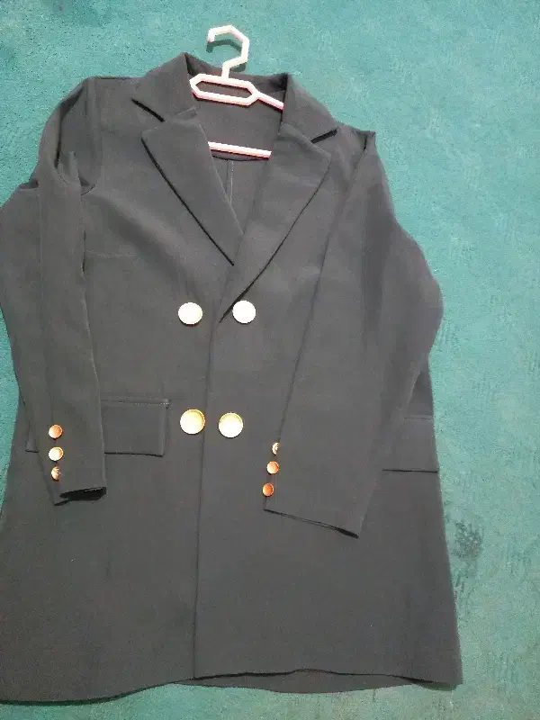 مانتو مزونی|لباس|دوگنبدان, |دیوار