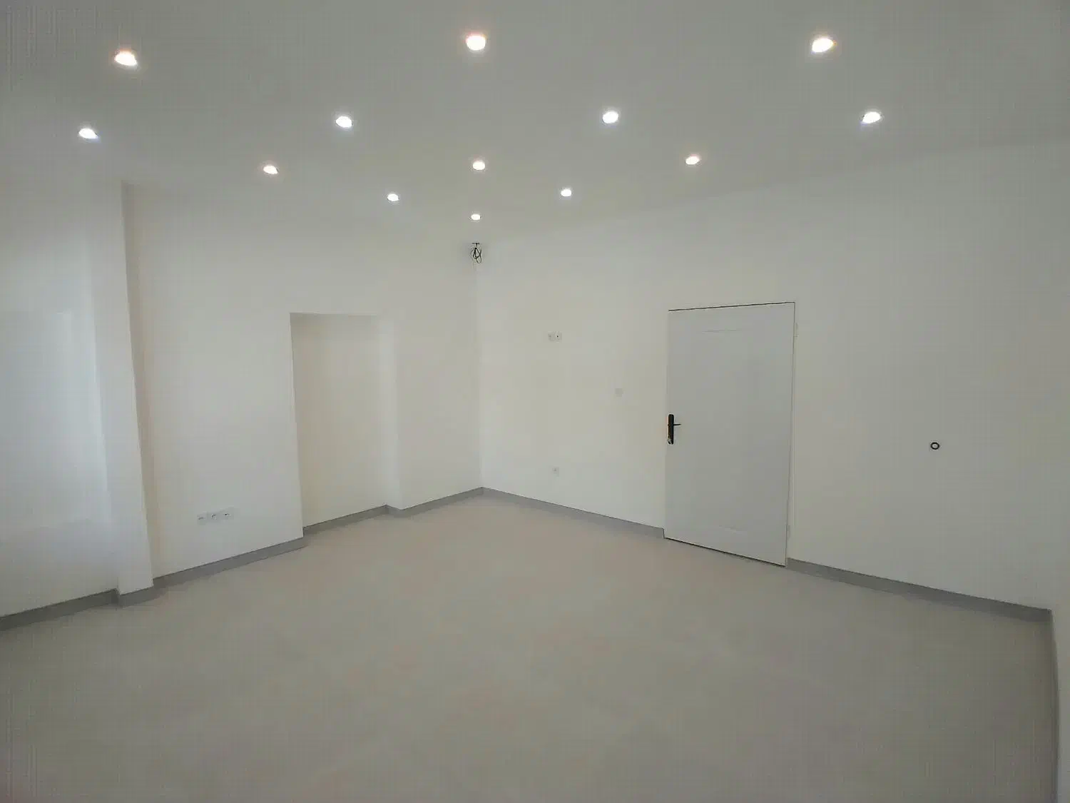 اداری/موقعیت ویژه/دوخواب/به روز|اجارهٔ دفتر کار، اتاق اداری، مطب|شیراز, ملاصدرا|دیوار