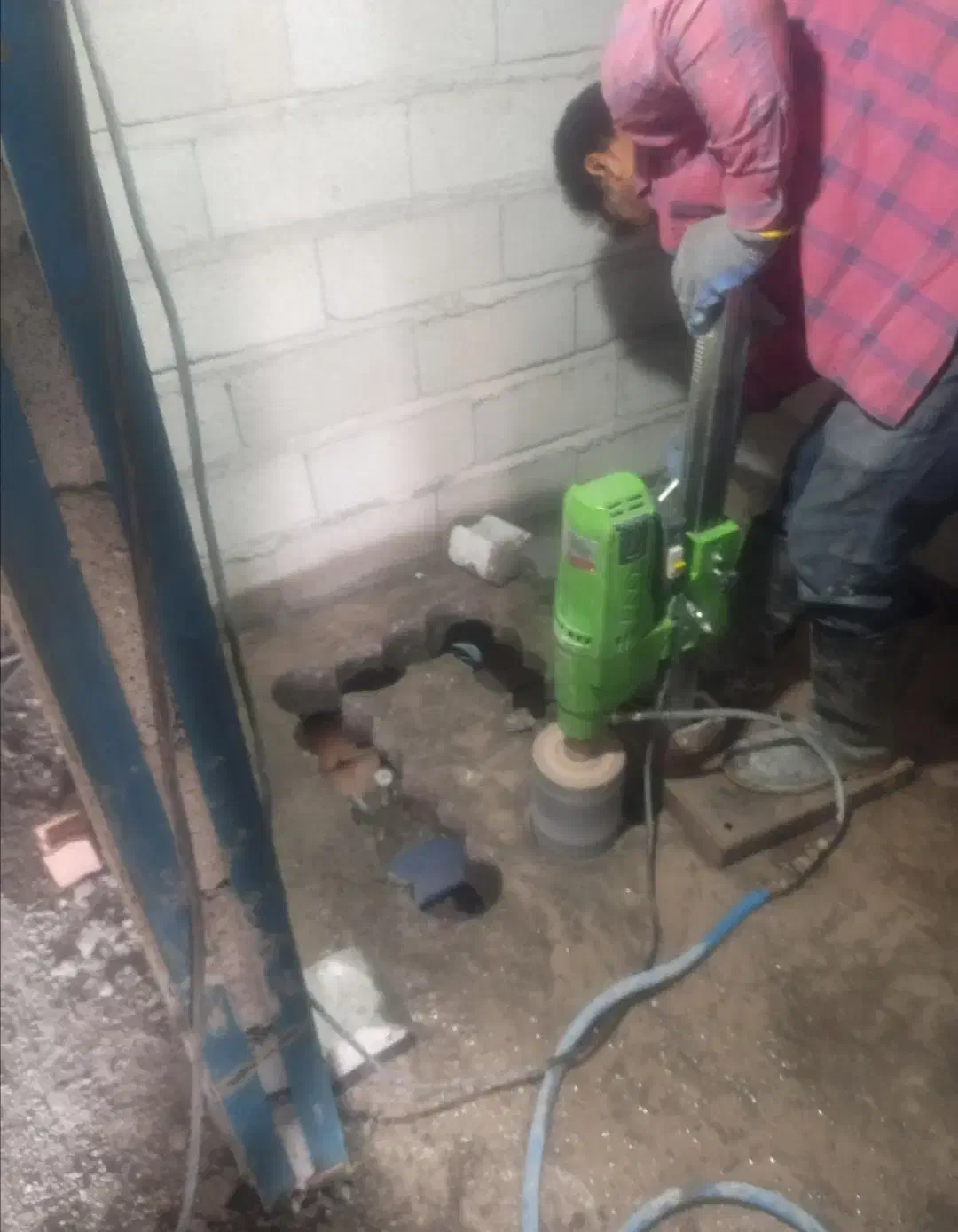 اجرای کرگیری و شیار زنی|خدمات پیشه و مهارت|کرمان, |دیوار