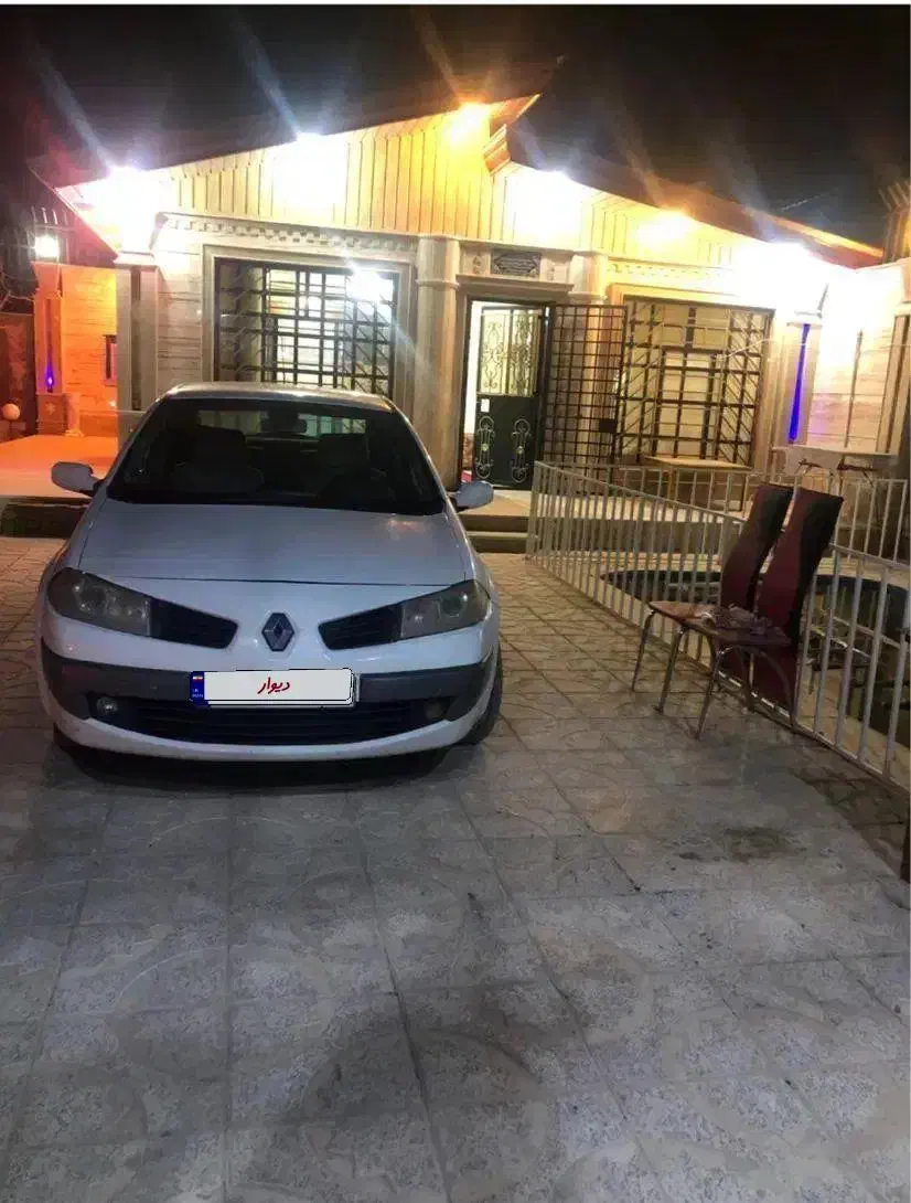 رنو مگان اتومات ۲۰۰۰ سفید مدل ۹۰|خودرو سواری و وانت|اشتهارد, |دیوار