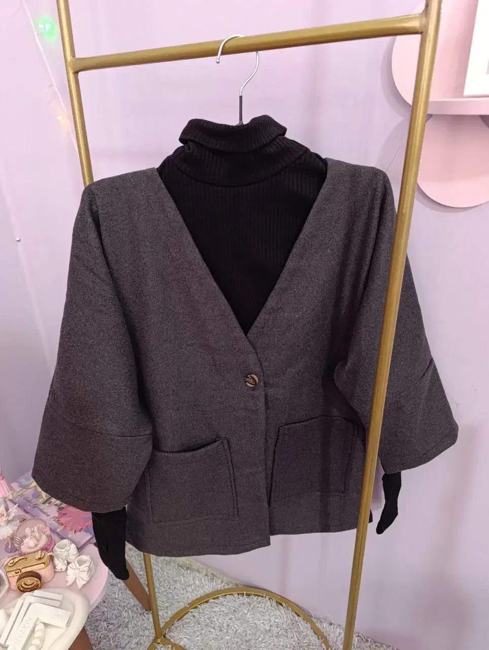 کت ذغالی|لباس|تایباد, |دیوار