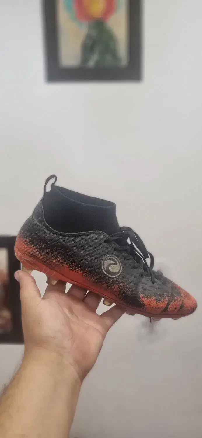 استوک فوتبالی چمن سایز ۴۳|کیف، کفش، کمربند|قم, بنیاد|دیوار