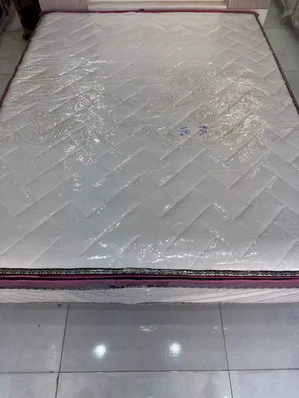 تشک مموری فوم دونفره|تشک تختخواب|صدرا-فارس, فاز ۱|دیوار