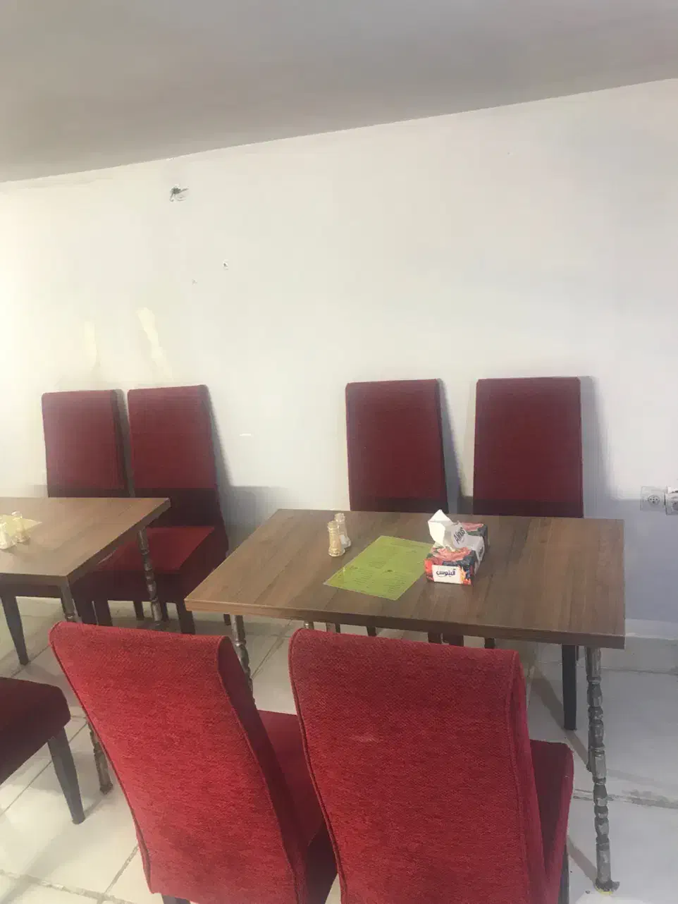 میز و صندلی و تخته سیاه|صندلی و نیمکت|گرگان, |دیوار