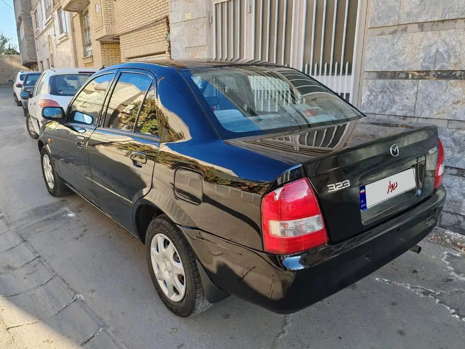 مزدا323 درجه یک مدل82|خودرو سواری و وانت|تربتحیدریه, کاشانی|دیوار