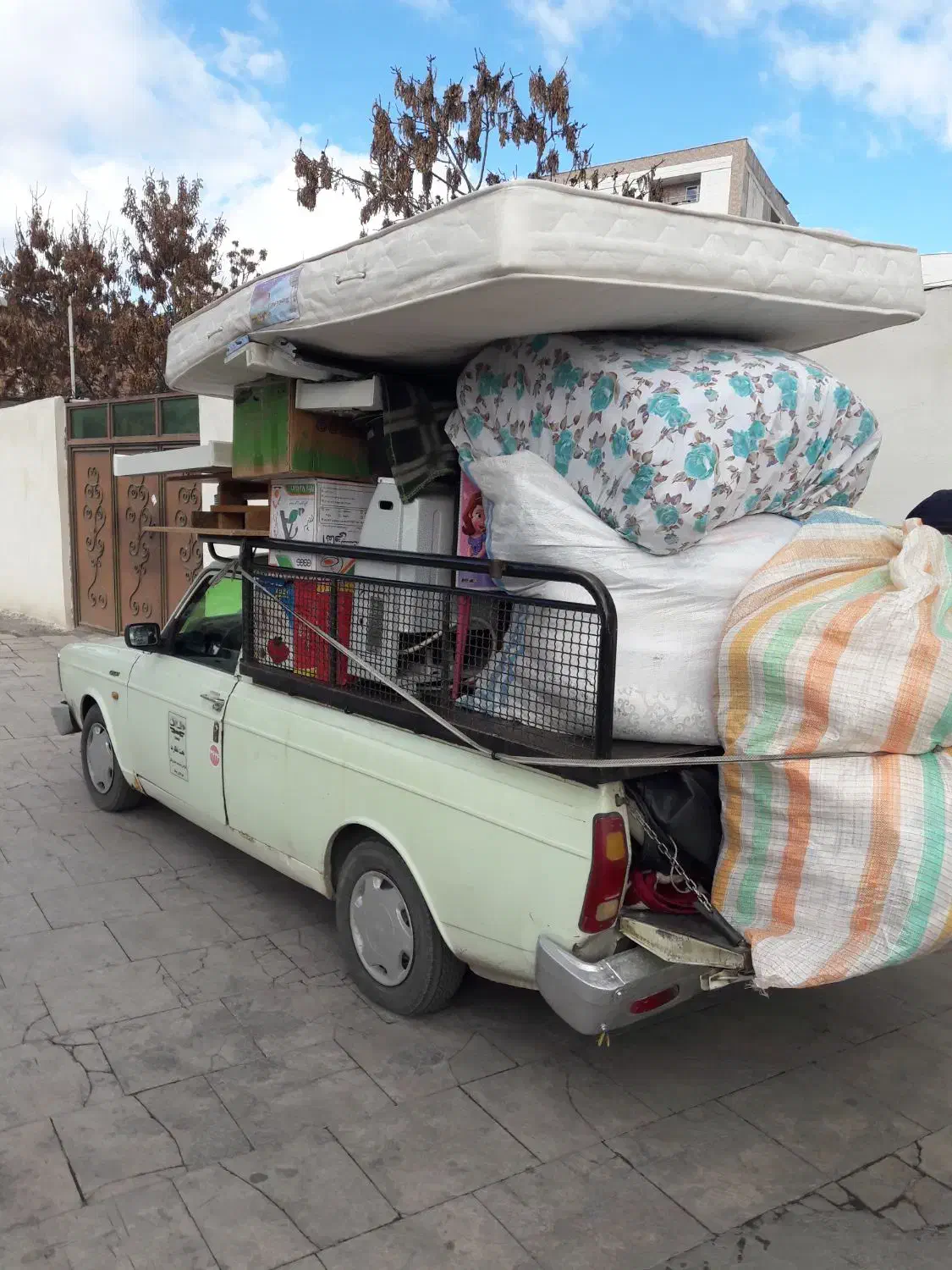 حمل و نقل اثاثیه منزل با وانت و نیسان وماشین مسقف|خدمات حمل و نقل|میانه, |دیوار