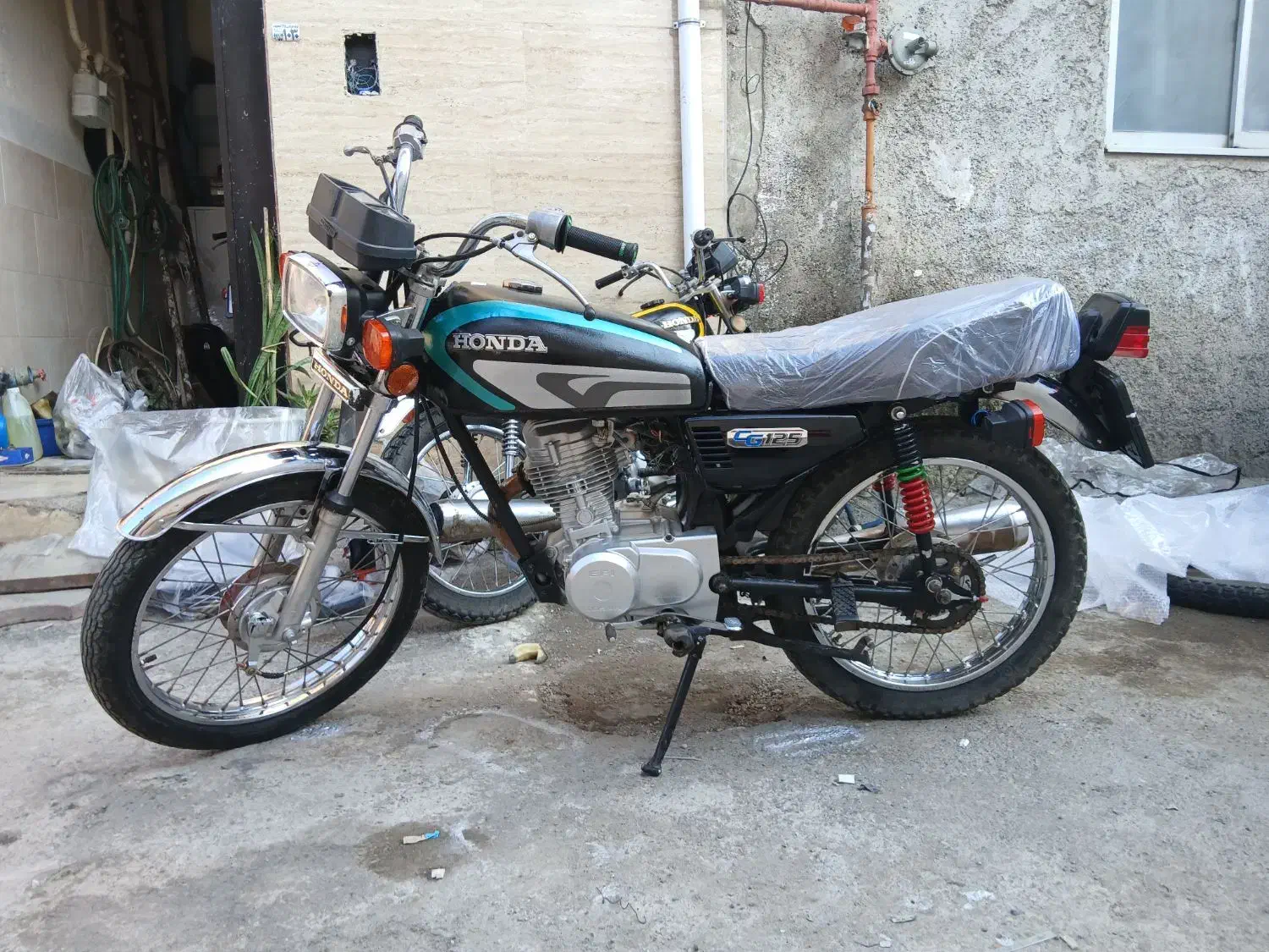 هونداهای ۱۲۵ سالم و تمیز با برگه‌مزایده|موتورسیکلت|رشت, شهرک صبا|دیوار