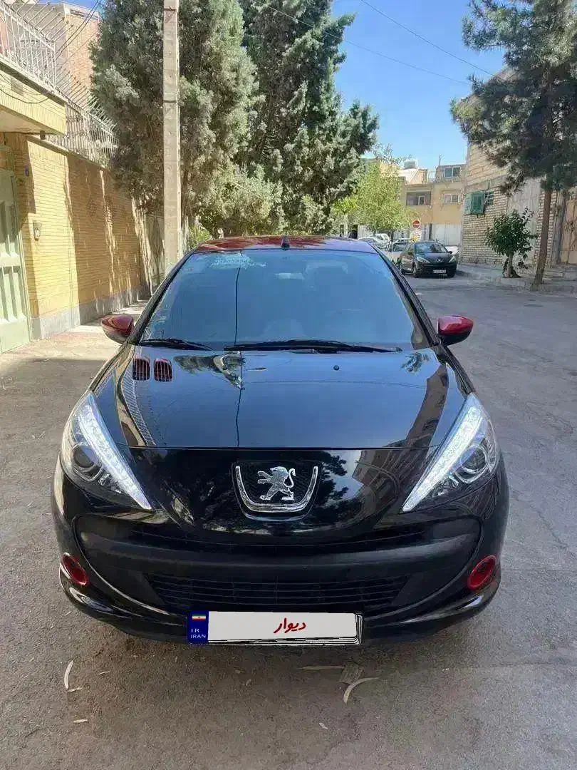 پژو ۲۰۷Mc 1401 مشکی قرمز در حد صفر|خودرو سواری و وانت|اصفهان, خواجه عمید|دیوار