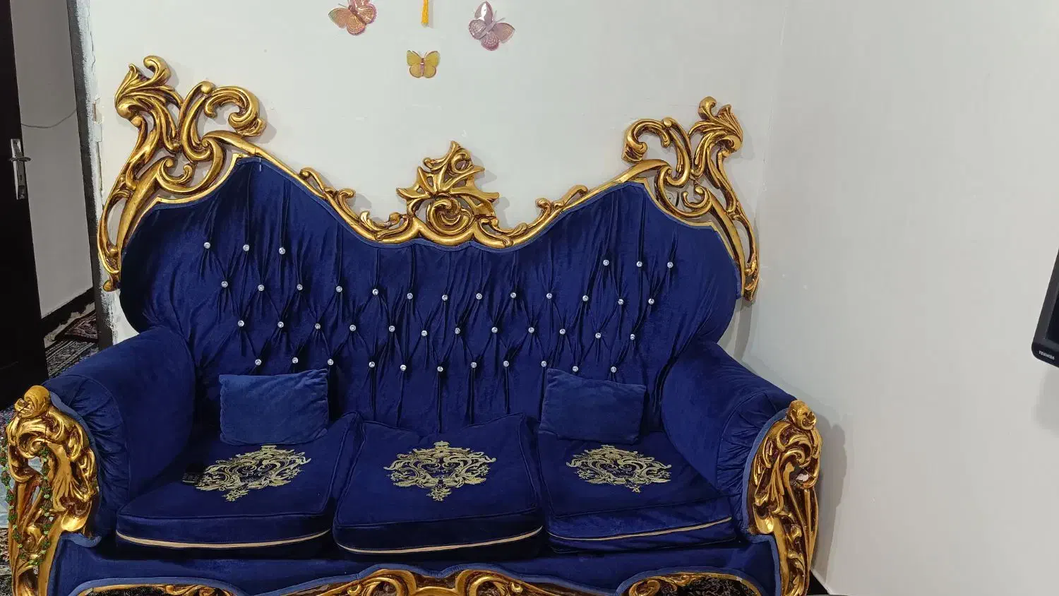 مبل سه نفره 850هزار مناسب برای خانه باغ|مبلمان خانگی و میز عسلی|جوانرود, |دیوار