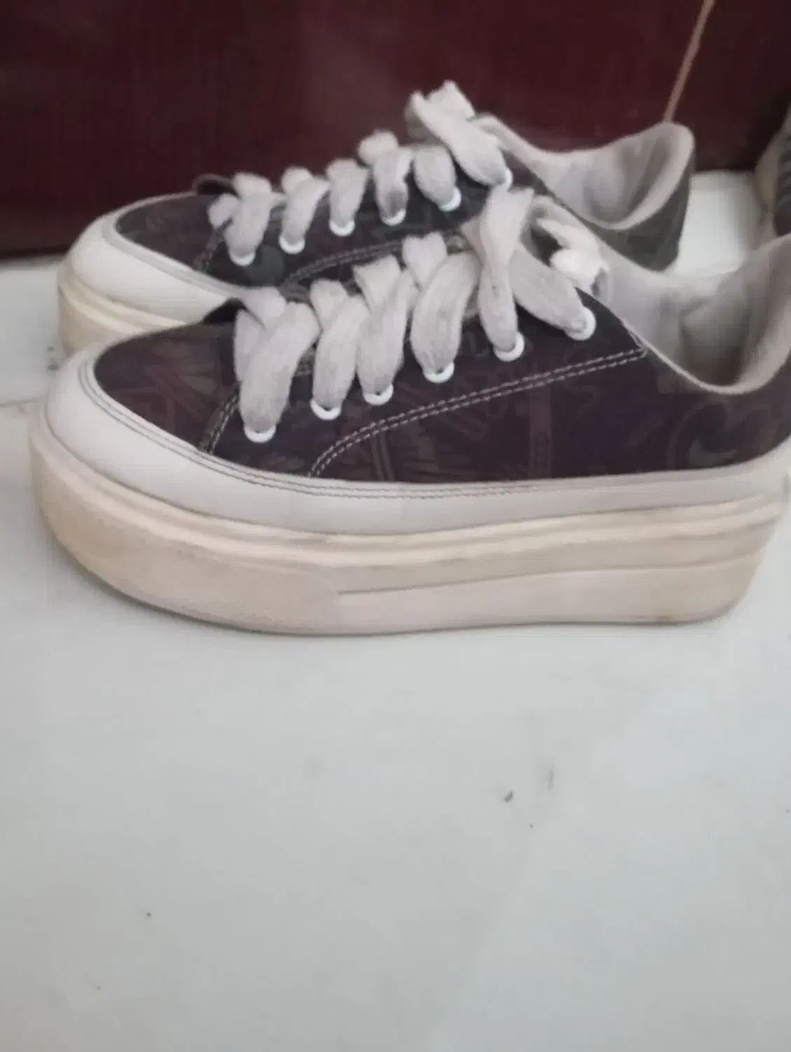 کتانی زنانه دخترانه|کیف، کفش، کمربند|پاکدشت, پاکدشت (مامازند)|دیوار