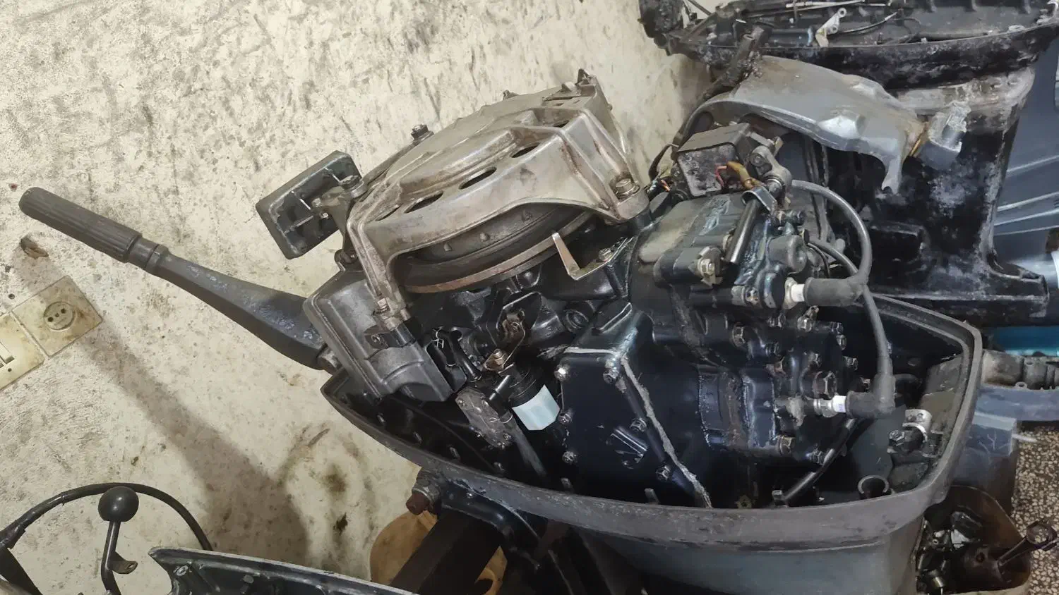 موتور قایق یاماها 48|قایق و سایر وسایل نقلیه|بندر گناوه, |دیوار