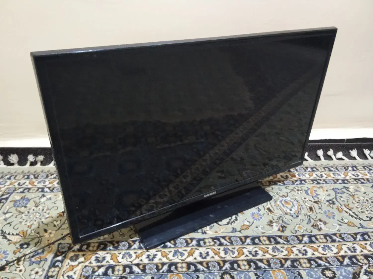 تلویزیون ۳۲اینچ سامسونگ درحدنو|تلویزیون و پروژکتور|رامشیر, |دیوار