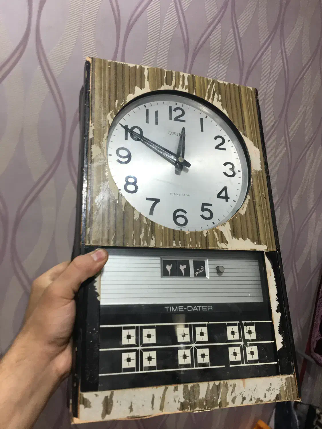 انواع ساعت و وسایل قدیمی|کلکسیون اشیاء عتیقه|قم, انسجام|دیوار