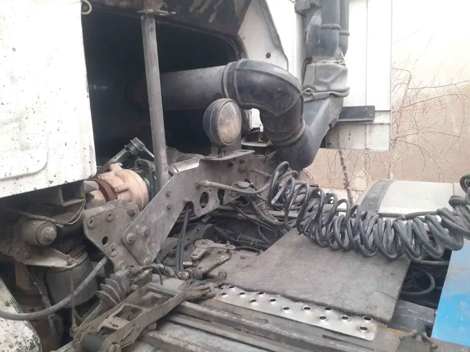 هوو مدل 86 و تریلی 1260|خودرو سنگین|مراغه, |دیوار