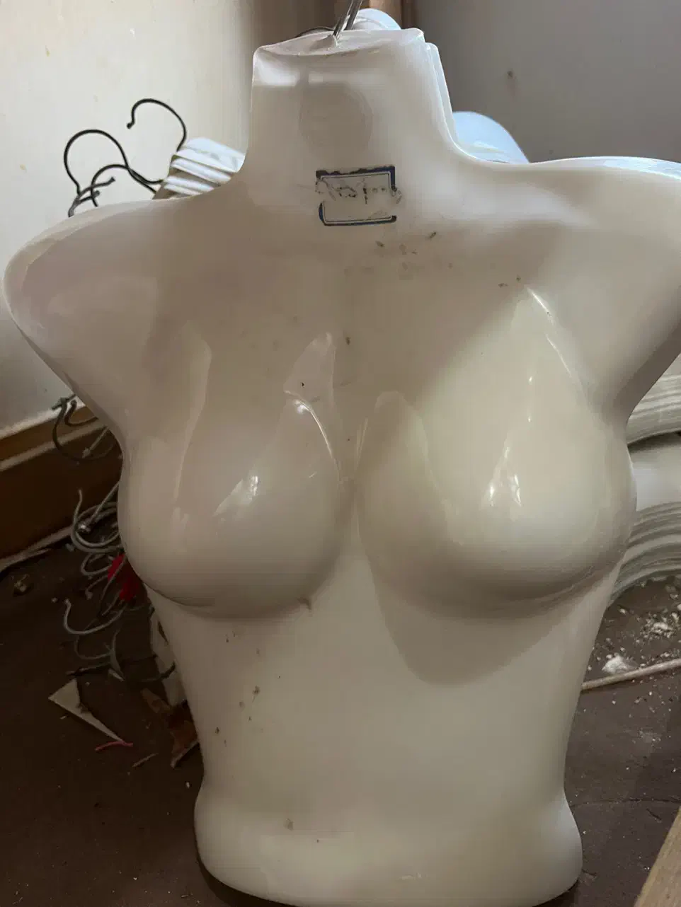 مانکن|فروشگاه و مغازه|بندر گناوه, |دیوار