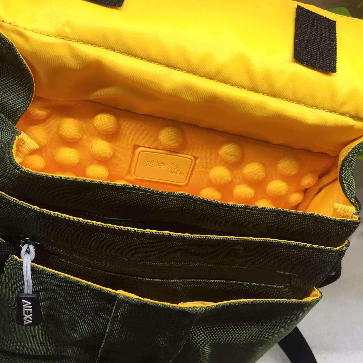 کیف اسپورت مردانه و زنانه|کیف، کفش، کمربند|اهواز, زندوکیلی|دیوار