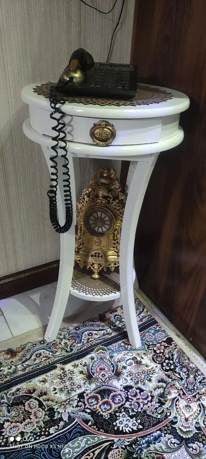 میز تلفن|میز تلفن|قدس, شهر‌قدس|دیوار