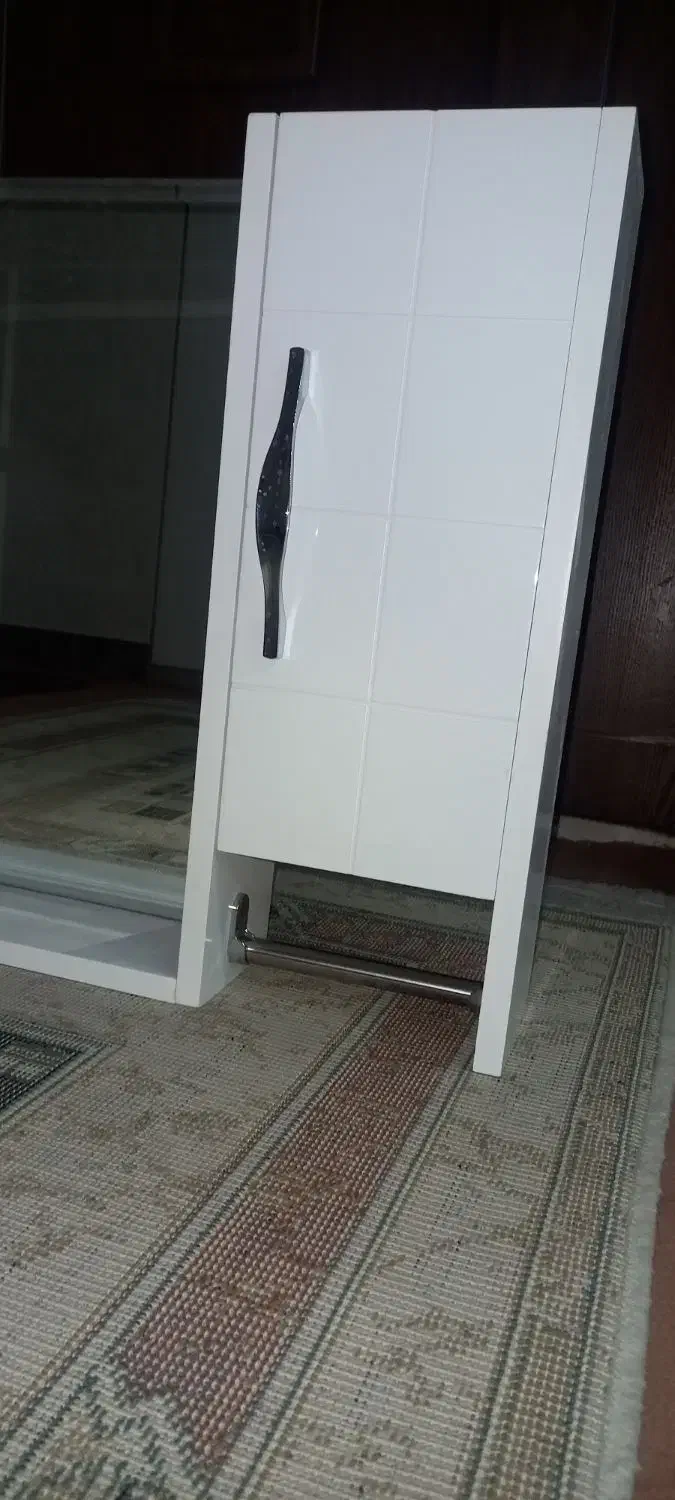 روشوئی به همراه آینه و باکس|لوازم سرویس بهداشتی|هشتگرد, فاز ۱ مهستان|دیوار