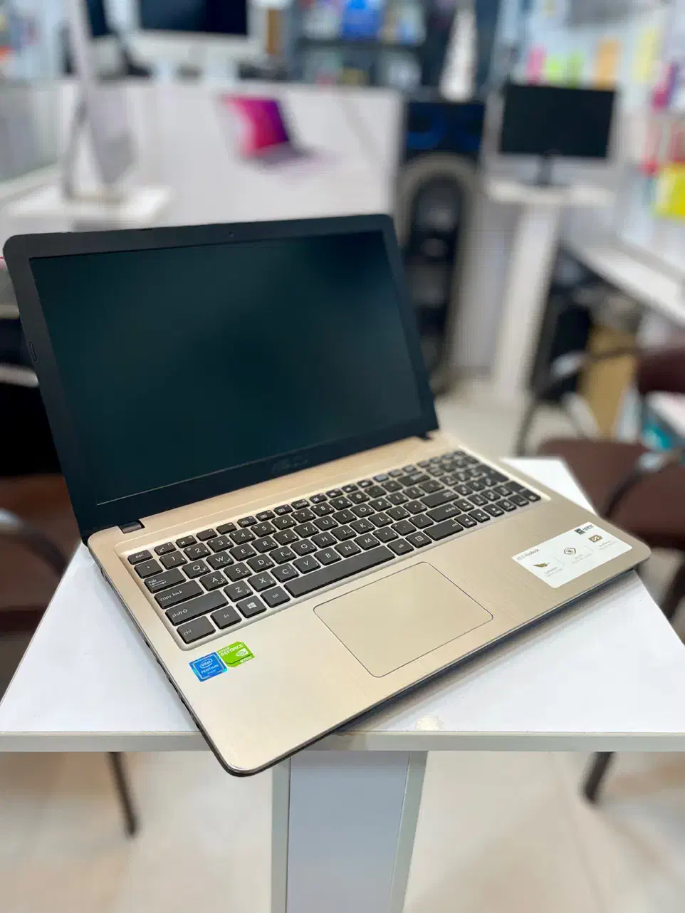 لپ‌تاپ Asus خوش‌ظاهر با گرافیک|رایانه همراه|یزد, |دیوار