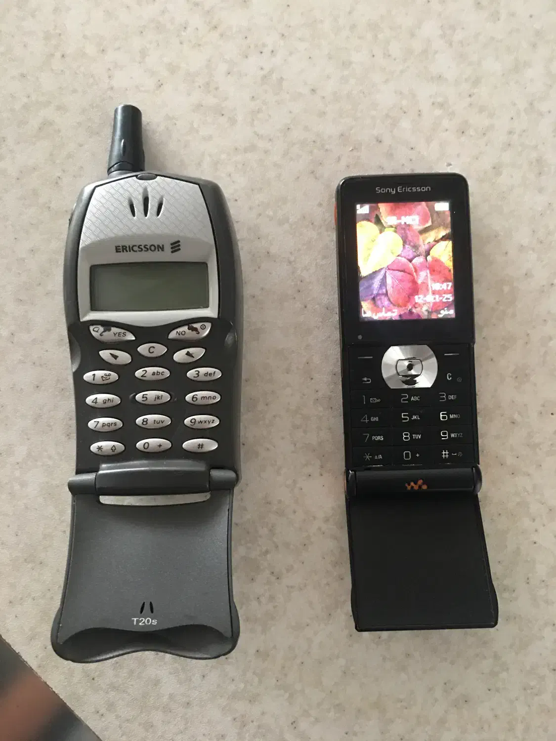 گوشی سونی اریکسون کلکسیونی ۲ عدد|موبایل|کرج, گلشهر|دیوار