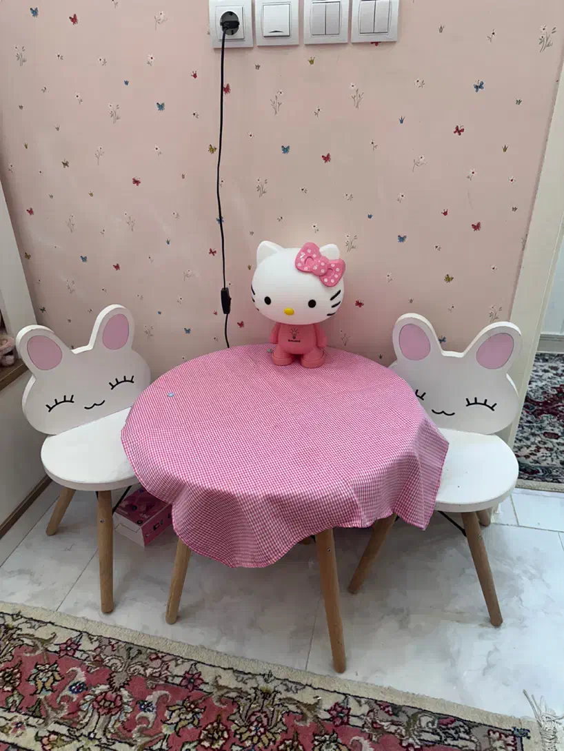 میز صندلی خرگوشی|صندلی و نیمکت|آذرشهر, |دیوار