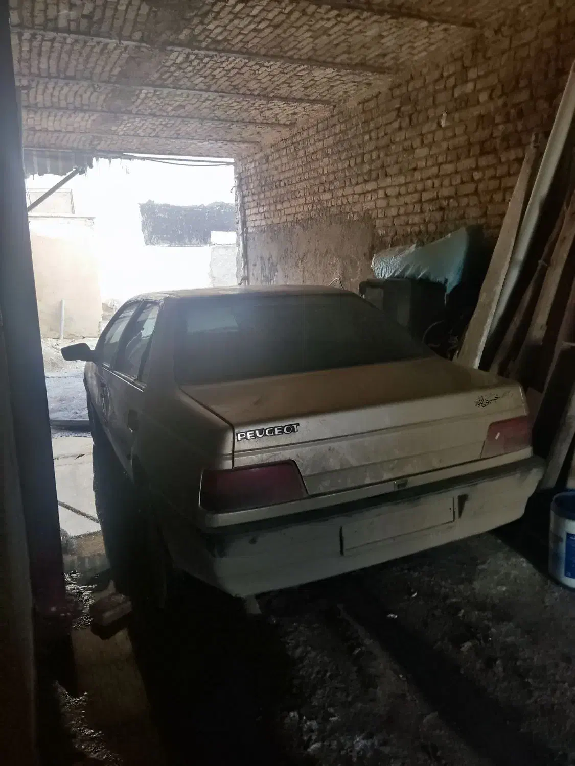 پژو ۴۰۵ مدل ۸۴|خودرو سواری و وانت|بروجرد, |دیوار