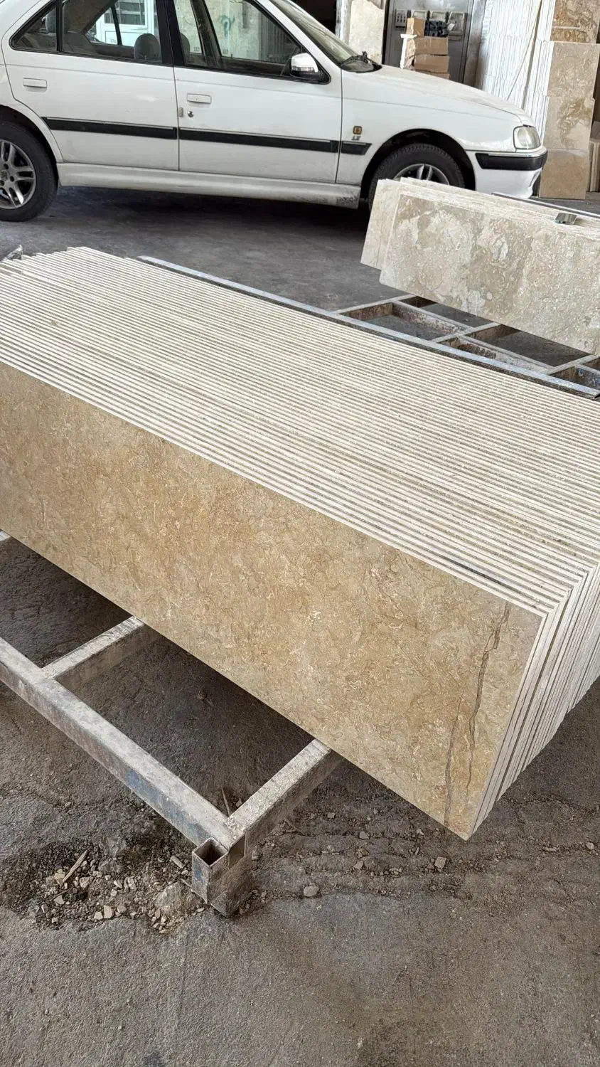 فروش آجر نما و سنگ بغل پله و پاگرد نما|مصالح و تجهیزات ساختمان|گالیکش, |دیوار