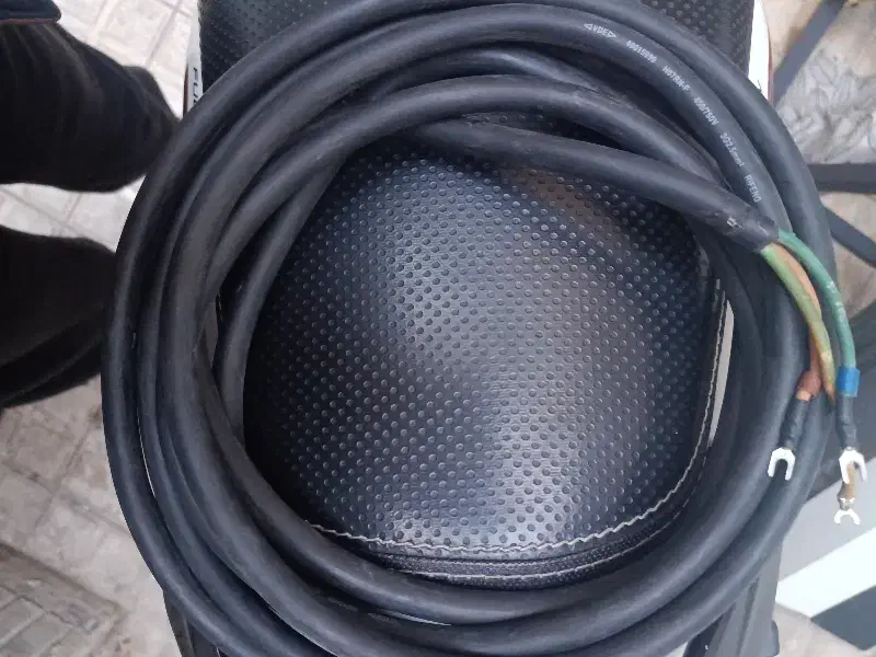 کابل 3فاز 3و 4رشته قوی سه تا پنج متری|مصالح و تجهیزات ساختمان|مشهد, ایثار|دیوار