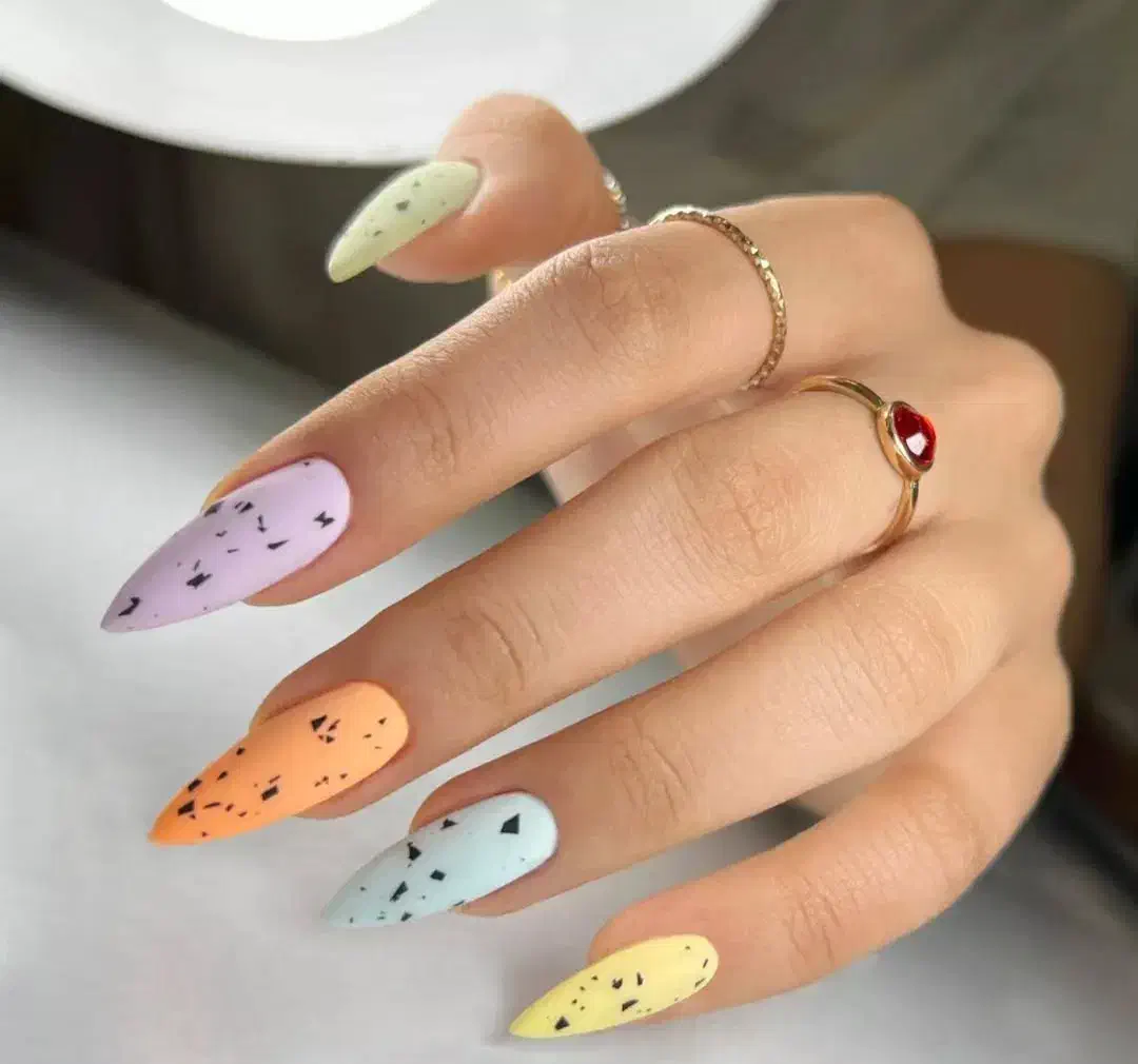 مرکز خدمات و آموزش ناخن و پدیکور الهه یوسفی|خدمات آرایشگری و زیبایی|تهران, علم و صنعت|دیوار