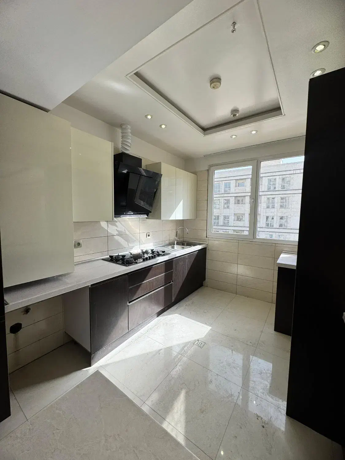 ۱۵۵متری/۳خواب/غرق‌نور/خوش‌نقشه/هروی