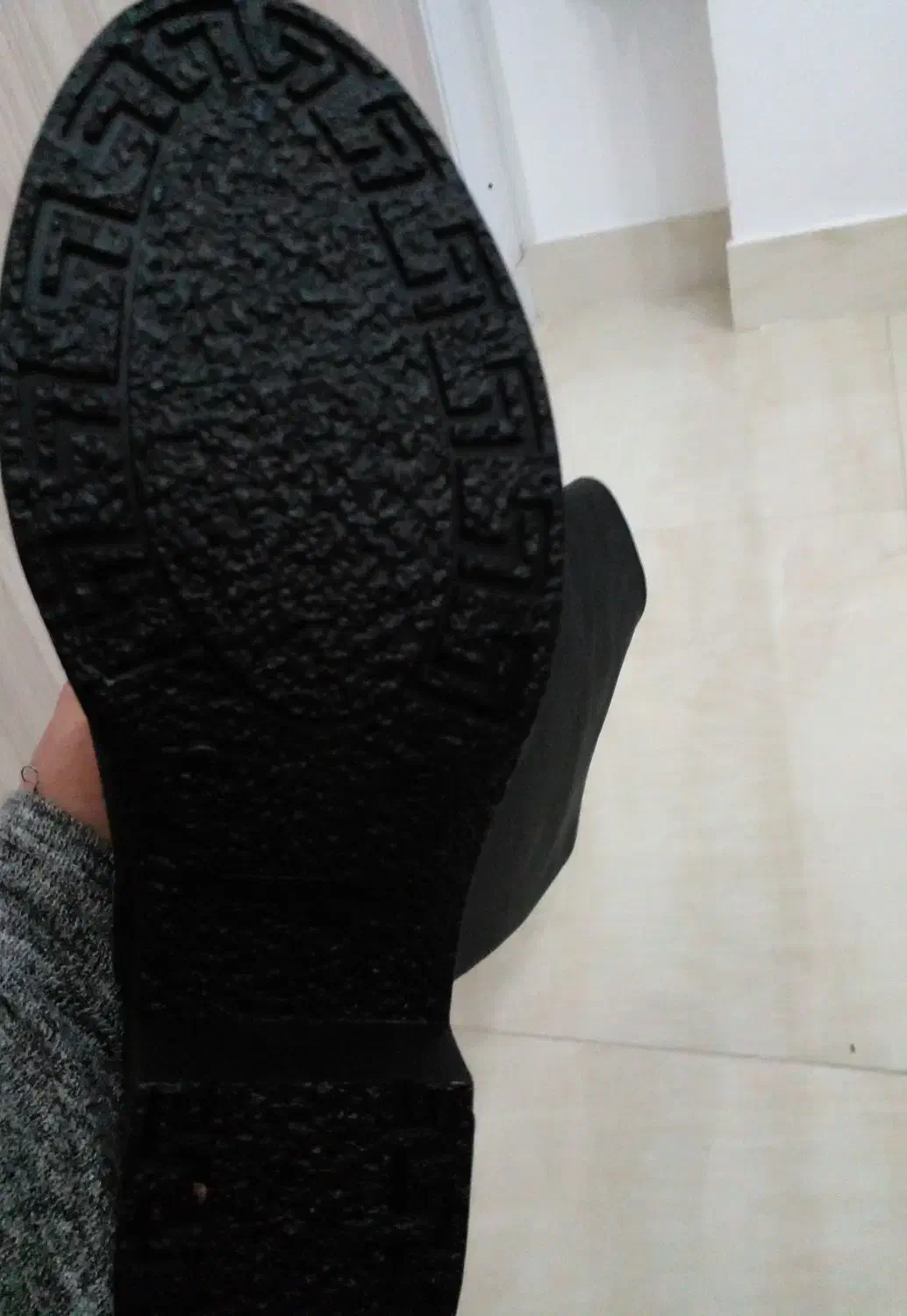 بوت بلند مشکی سایز ۴۰ نو وآکبند|کیف، کفش، کمربند|ارومیه, |دیوار