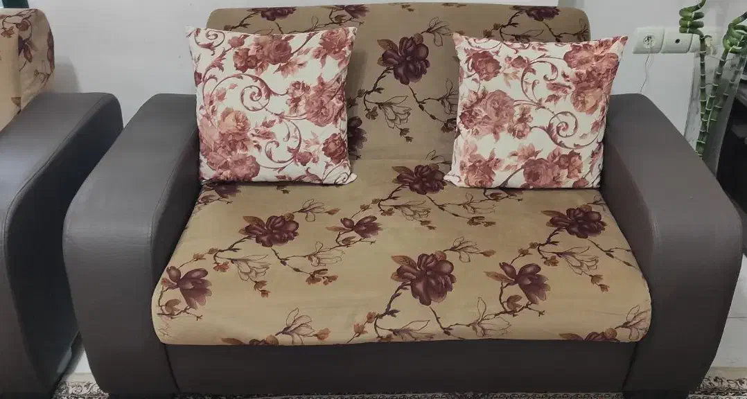 مبل 7نفره راحتی|مبلمان خانگی و میز عسلی|رشت, نیروی دریایی|دیوار