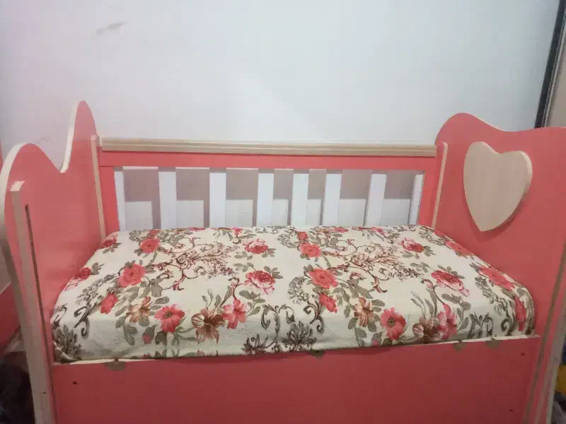 تخت خواب کودک|تخت و سرویس خواب|اهواز, اسماعیلیه|دیوار