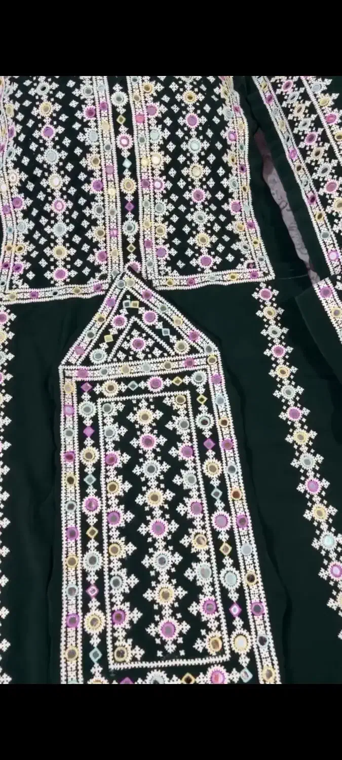 پلیوار|لباس|کهنوج, |دیوار