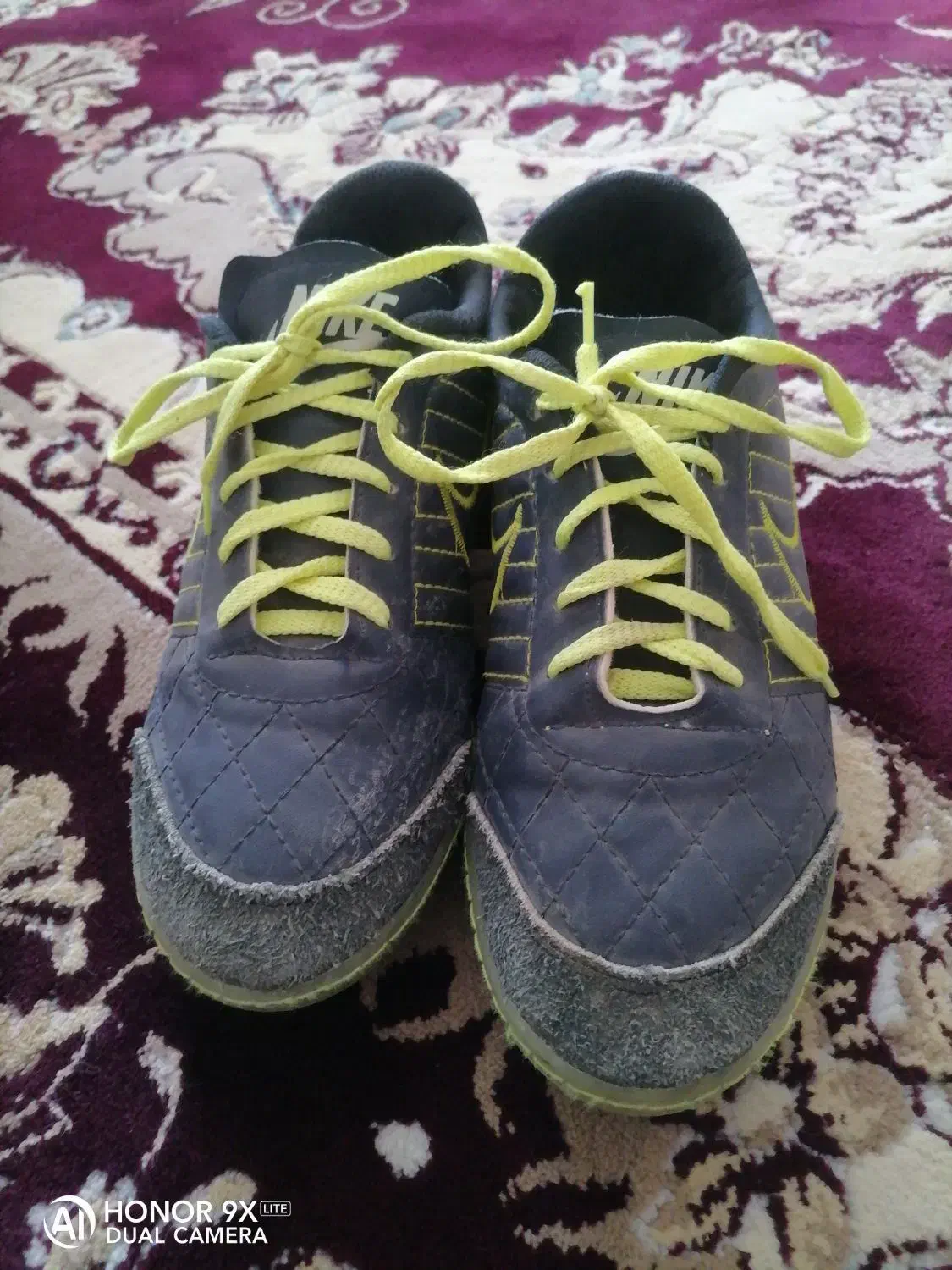 کفش چمن|کیف، کفش، کمربند|سبزوار, کهنه آب|دیوار