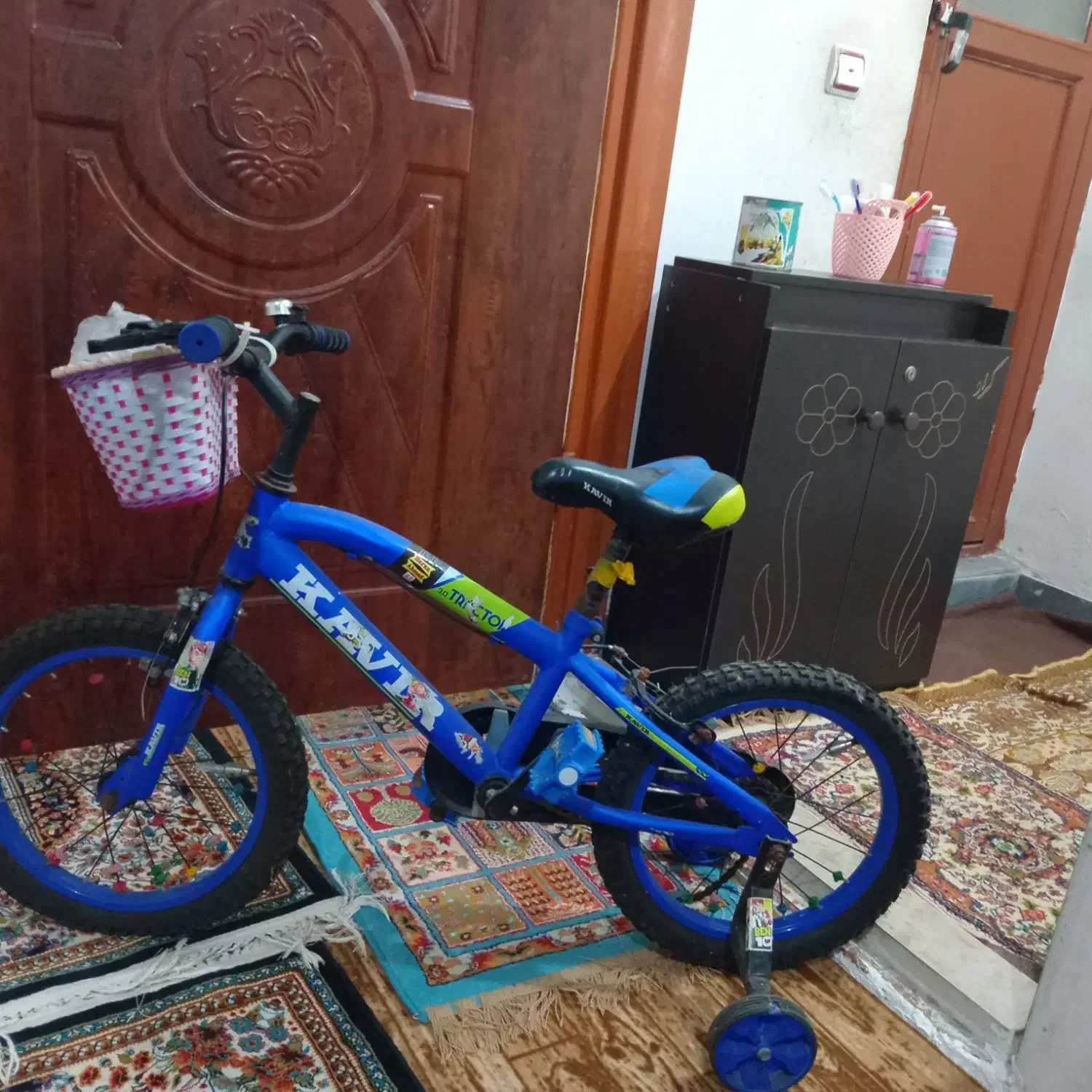 دوچرخه بچگانه سایز ۱۶ کویر|دوچرخه، اسکیت، اسکوتر|رشت, معلولین|دیوار