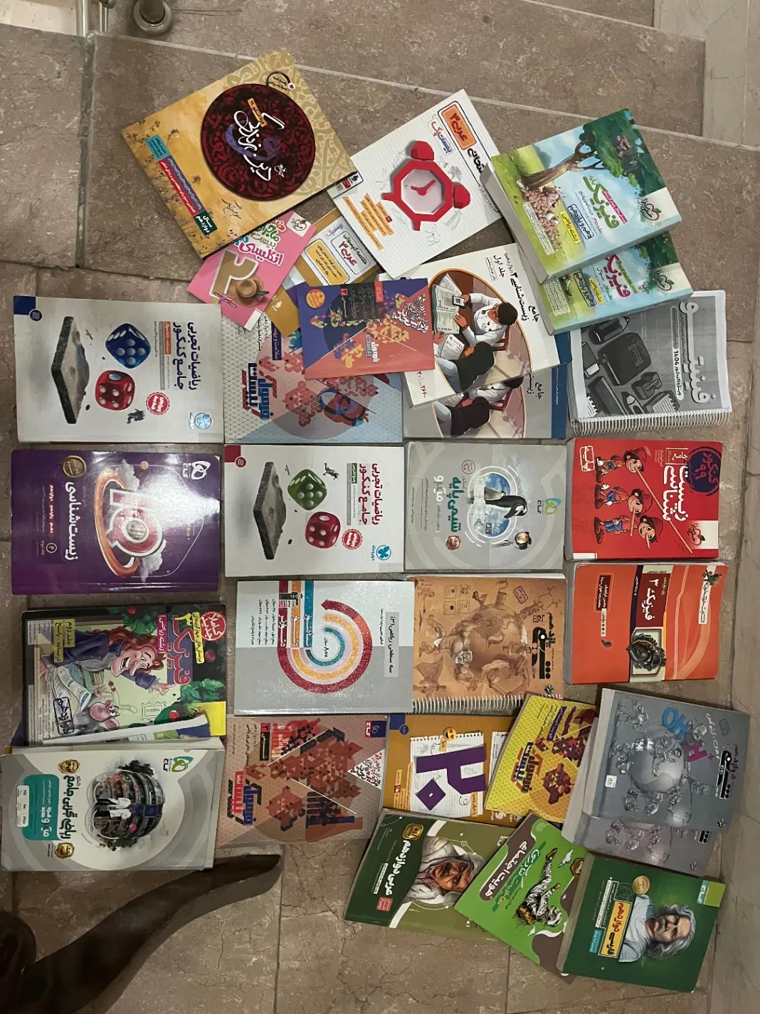 کتاب های کنکور تجربی ماجراهای منو درسام مبتکران و.|کتاب و مجله آموزشی|تهران, مینای شمالی (مخبر)|دیوار