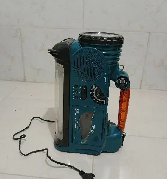 چراغ همه کاره|لامپ و چراغ|یزد, |دیوار