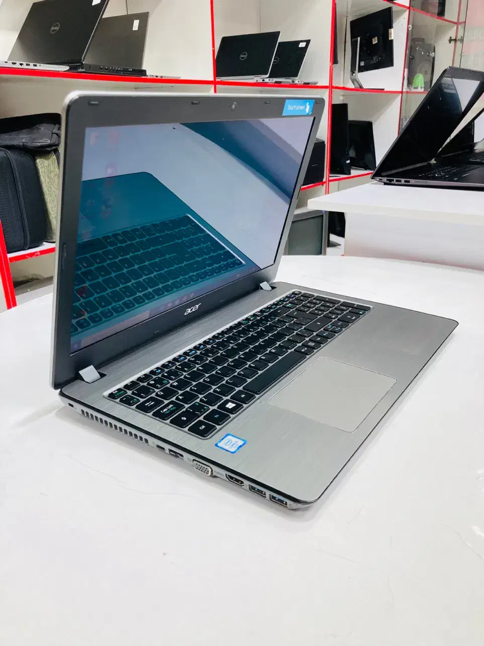 لپتاپ ایسر لمسی Core i5 نسل 6 رم 8 (استوک اروپایی)|رایانه همراه|شهرکرد, |دیوار